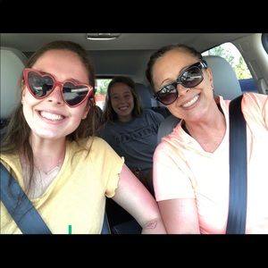 Meet your Posher, Anna